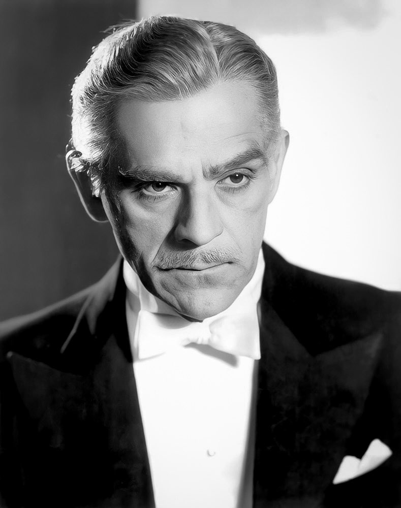 Remembering William Henry Pratt aka Boris Karloff, who passed away on this day 55 years ago.🖤 Publicity still for You'll Find Out (1940), which stars Béla Lugosi and Peter Lorre.