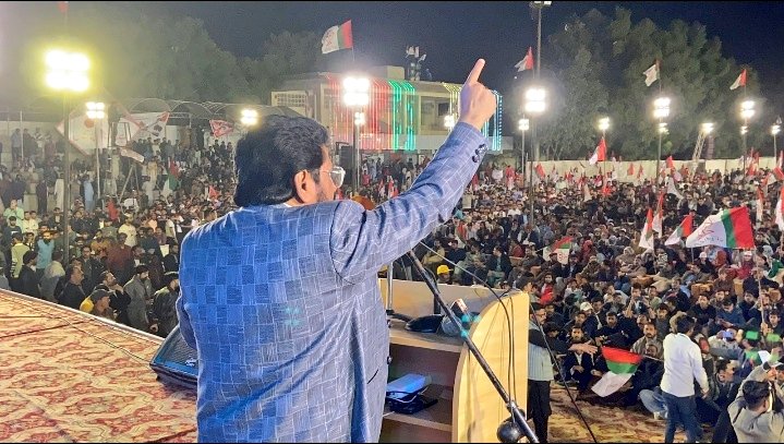 NA220HydCity's tweet photo. رکن رابطہ کمیٹی و حق پرست امیدوار #NA220 سید وسیم حسین بھائی کا اپنے جذباتی انداز میں عظیم الشان جلسہ عام سے اظہارِ خیال 
#HyderabadKaFaislaMQMP 
@allaboutmqm @Conv_KMS @DFSMQM @KamalMQM @SyedWaseemMNA https://t.co/w4hxyGuOkS