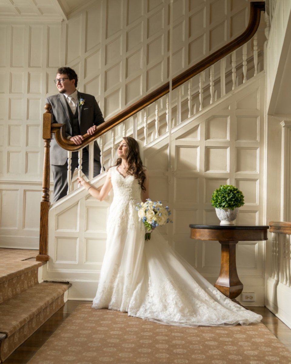 TimberPointCC's tweet image. One step closer to forever 💜 
-
#LessingsWeddings #TimberPoint @Lessingsweddings 
📸 : @parkavestudio