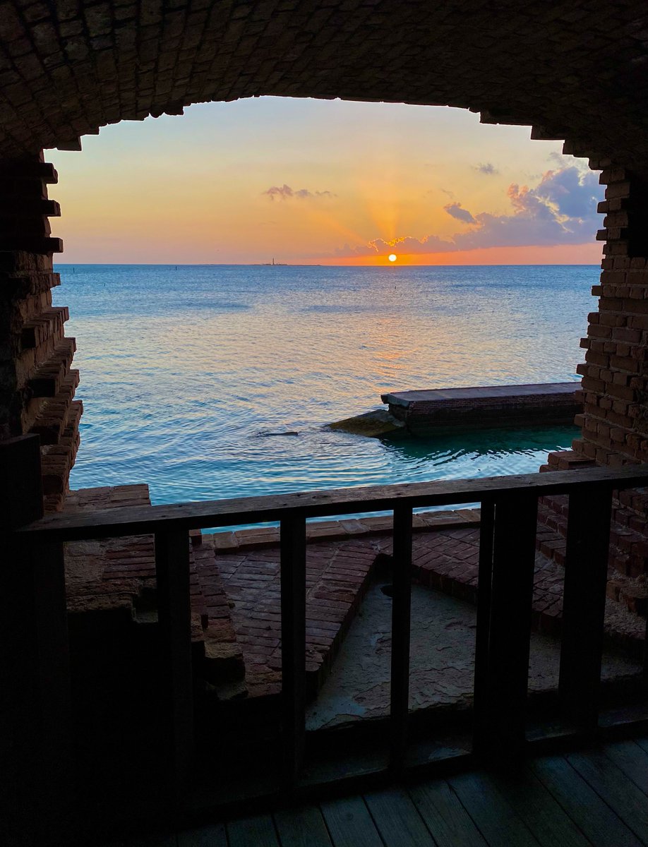 DryTortugasNPS's tweet image. Lived experiences, traditions, and stories shape the way we see and feel nature. Other people are often part of how we connect to the great outdoors.

Who brought you into nature? Or taught you something that deepened your connection?