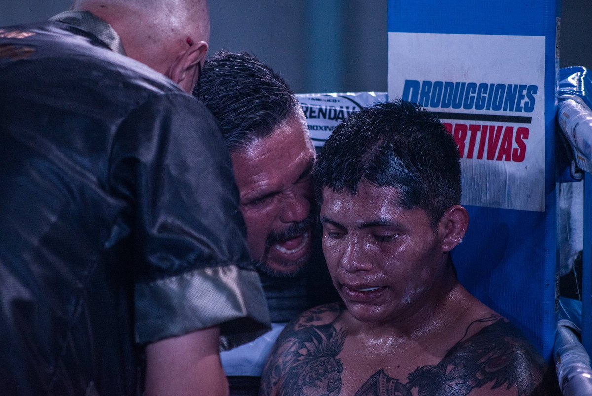 La pelea se lleva dentro, hay veces que es necesario que quien te conoce te recuerde la razón de estar ahí.