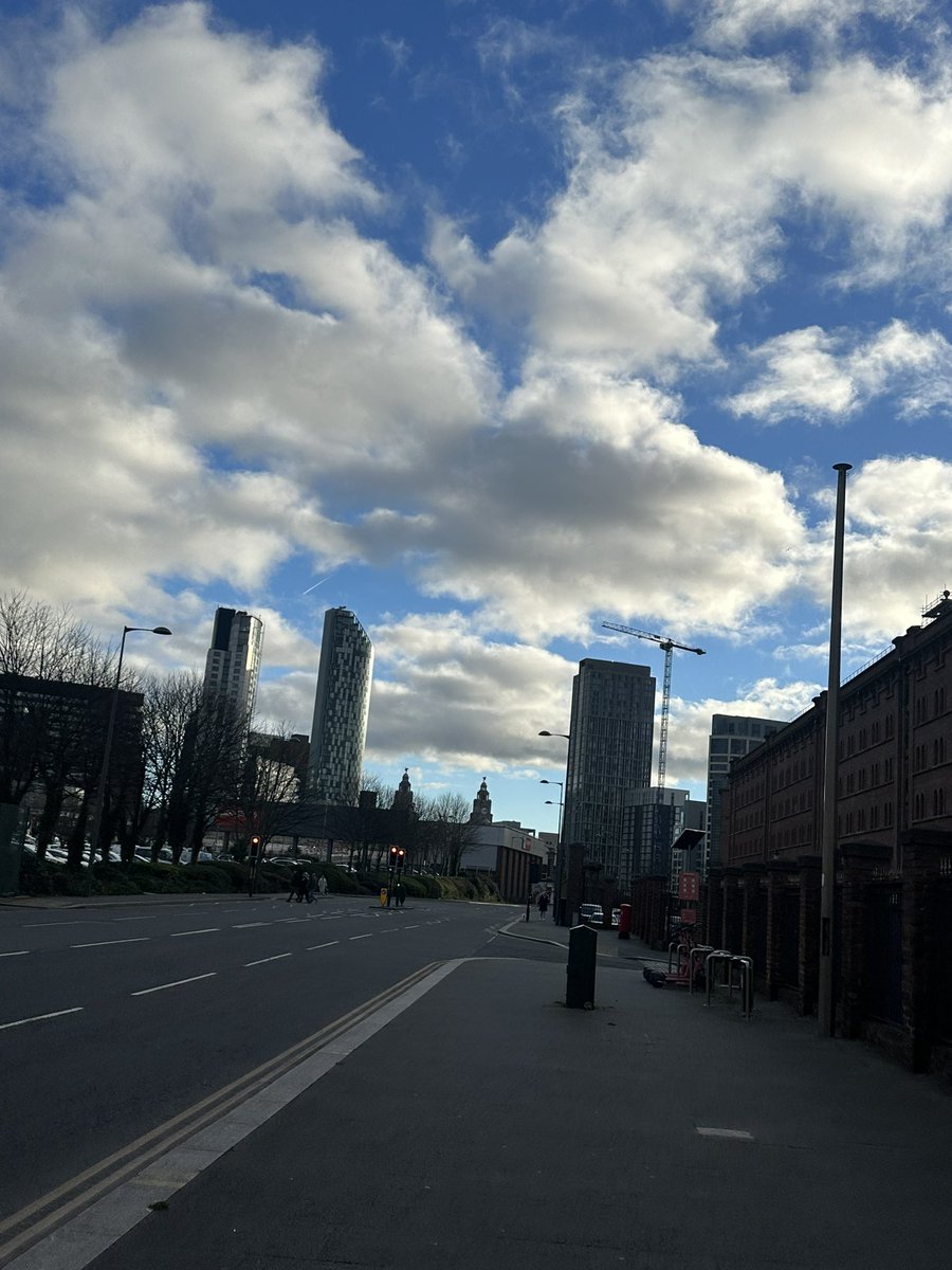 Curlsoflove tweet media