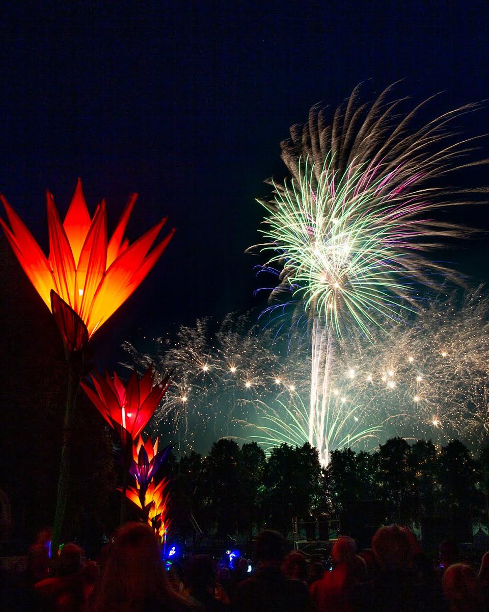 Shropshire What's On (@whatsonshrops) on Twitter photo BOOK NOW: Early bird tickets are now on sale for <a href="/ShrewsFlowerShw/">Shrewsbury Flower Show</a>, returning to The Quarry from 9-10 August 2024. 🌸
Read more here 👉 tinyurl.com/5bmthmwm BOOK NOW: Early bird tickets are now on sale for <a href="/ShrewsFlowerShw/">Shrewsbury Flower Show</a>, returning to The Quarry from 9-10 August 2024. 🌸
Read more here 👉 tinyurl.com/5bmthmwm