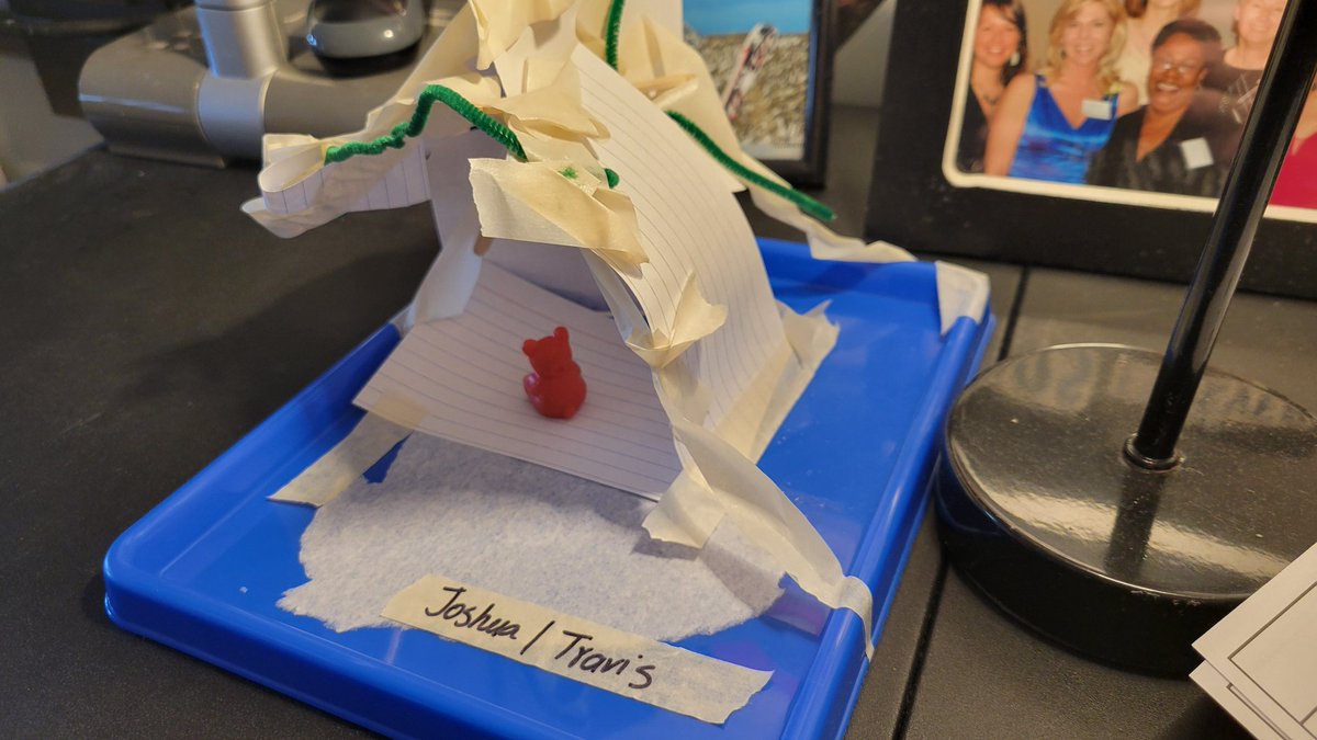 LPESKTEAM's tweet photo. This week, we were engineers by creating a plan, building a structure, and testing our structure in order to protect a bear from the sun. https://t.co/esCXn6skDC