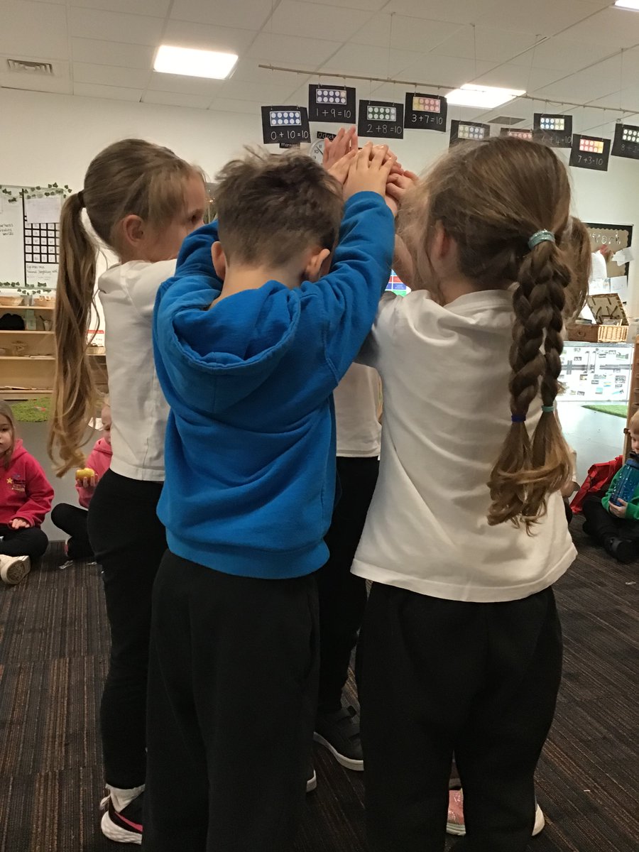 westheathprim's tweet photo. We are Story Tellers! This week the children have created their own stories with paint, props, crafts and drawings. Children also wrote their own tales, which we then acted out. We loved it!
#WHPSReading @sfs_ukΒ #NationalStorytellingWeek #WHPSClass2 #WHPSClass1 https://t.co/mkX4PSPCX3