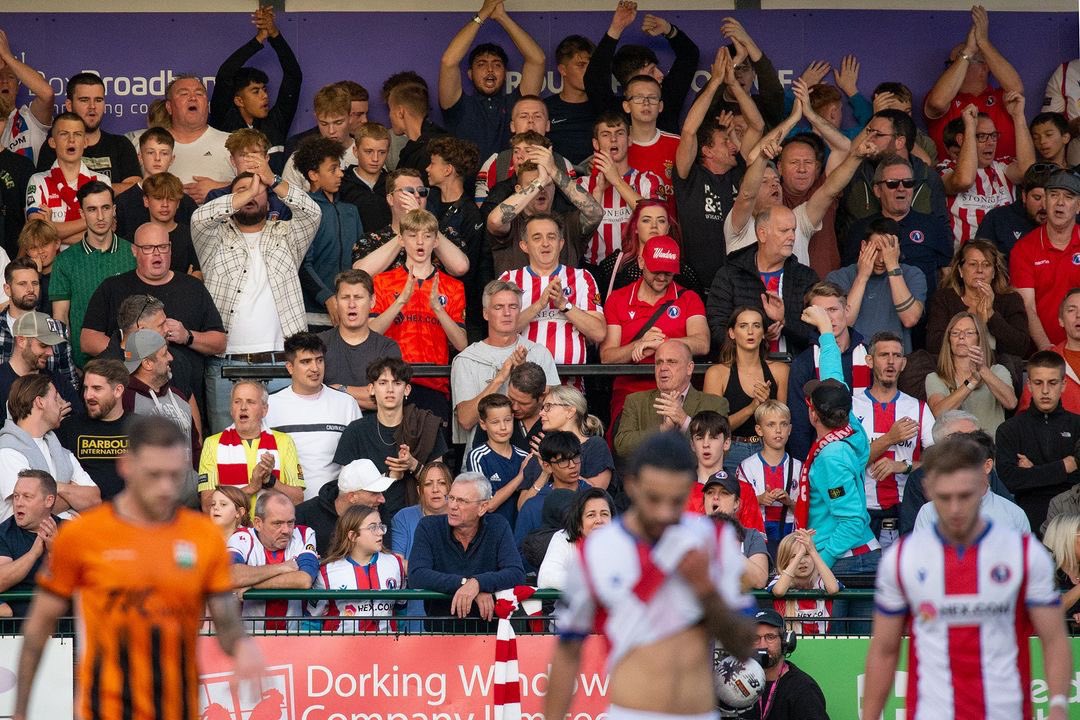 Get ready to make some noise for this. 📣
Tomorrow’s game sees DWFC playing against Fylde, let’s show them our support.

Here are the details:

⚽ @DorkingWDRS vs AFC Fylde
🏟️ Meadowbank Stadium
📆 Saturday 3rd February
⌚ 3:00pm kick off

#WeAreWanderers #DWFC