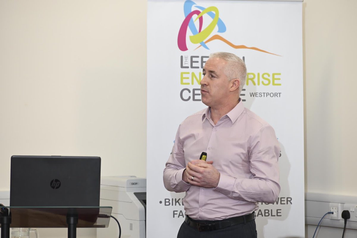 ConnectedHubs.ie tweet media