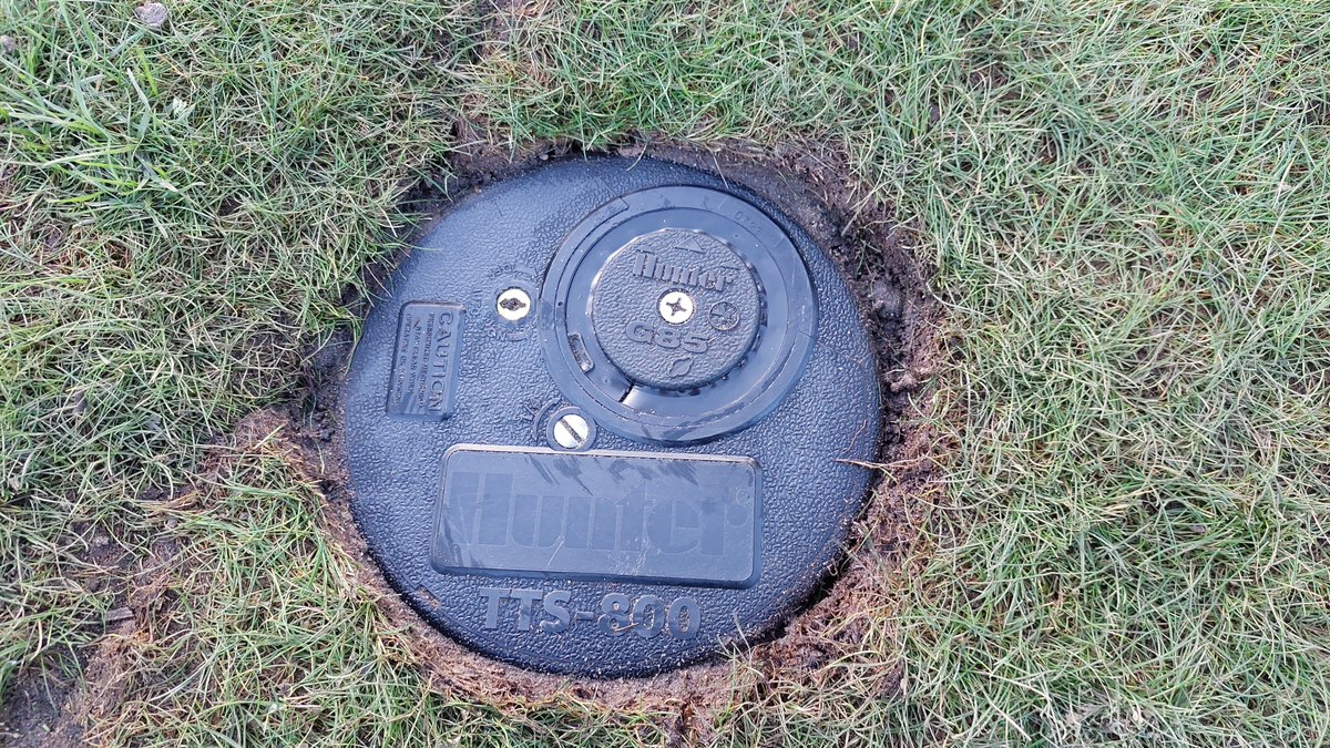 Another <a href="/HunterGolf_UK/">Hunter Golf Irrigation - KAR UK Ltd</a> green &amp; approach done as things start to dry up a bit.
But of time also tidying up the surfaces