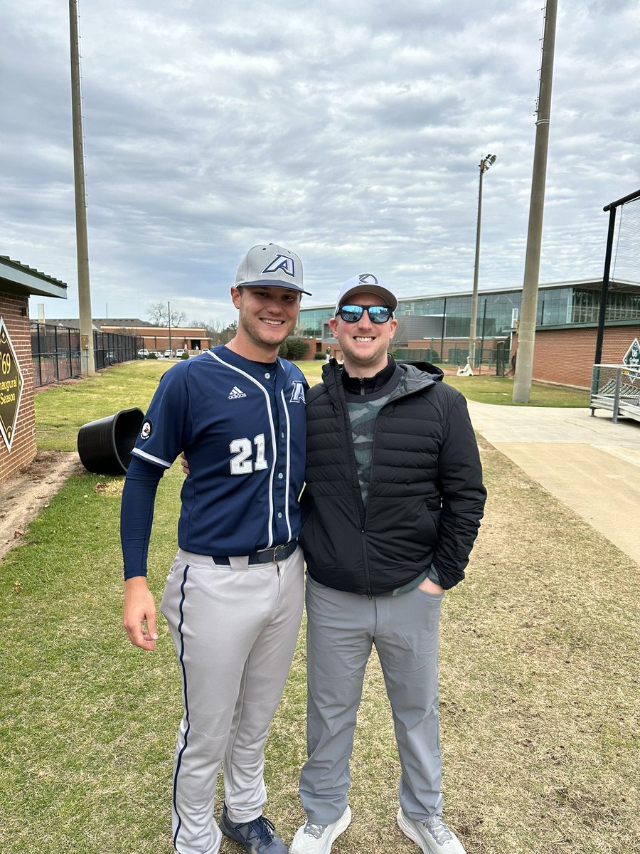 DKelly_14's tweet image. Time to be GREAT!! @BKelly_12 

Good luck to his club this year!!! @AugustaJags @cdhowell8