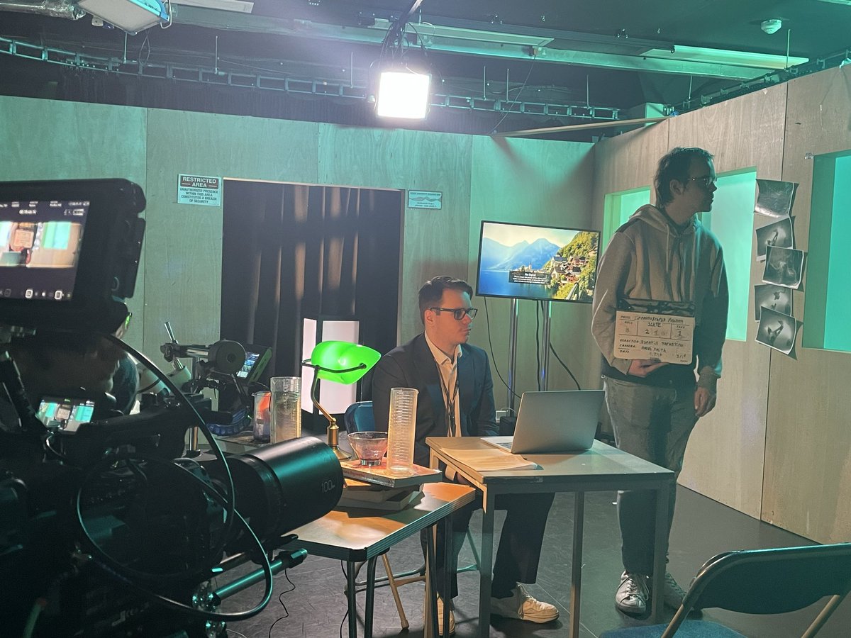 Solent_Prods's tweet image. Recently we had an amazing lighting and directing for narrative film workshop, held by one of Solent’s Technical Instructors! Head over to our Instagram page to read more about how we get our students industry ready by delivering real world experience from industry professionals.