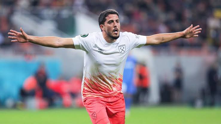 PeruWest's tweet photo. Adiós Pablito, desde aquí te extrañaremos. Siempre dejando todo por el club y enamorándote como un hincha más. Toda la suerte en el club bético. ⚒️ https://t.co/Y6gl2h9Aev