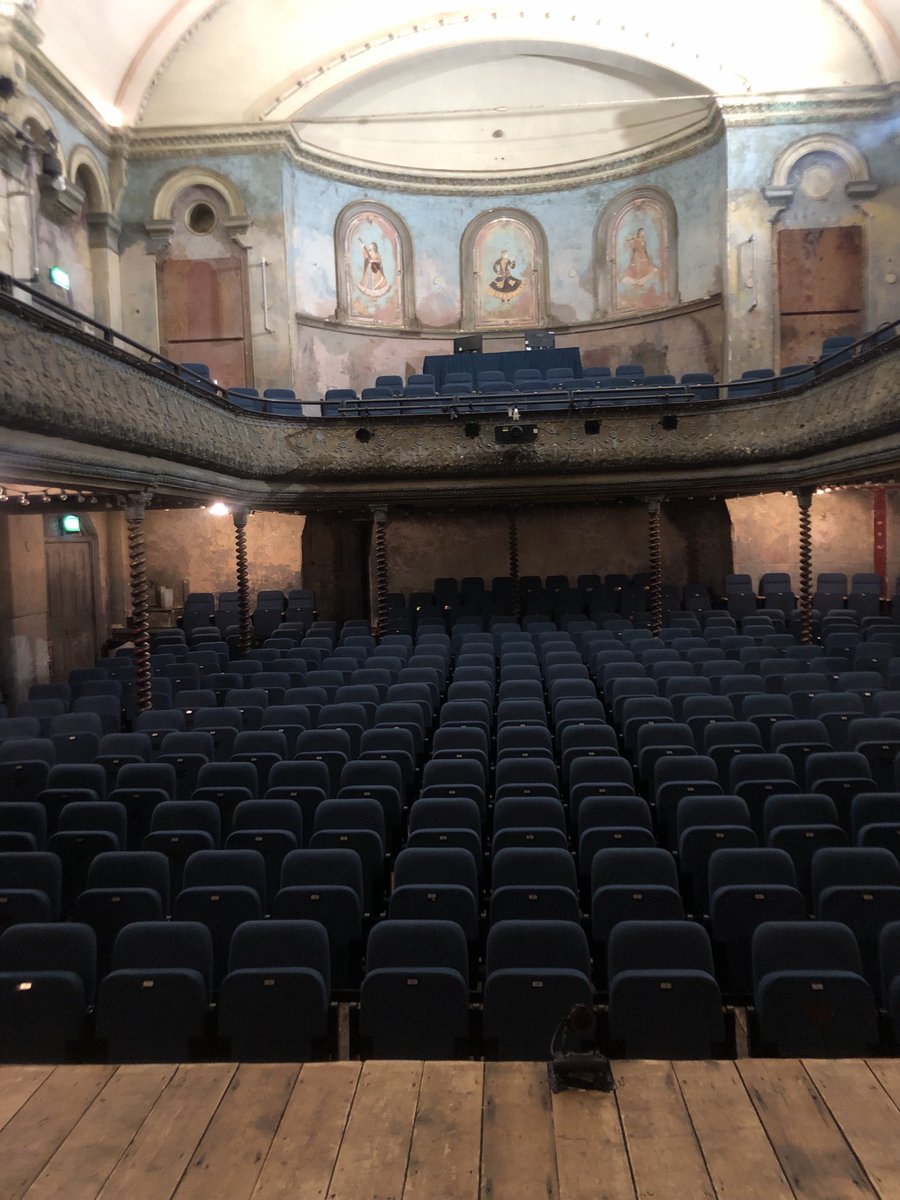 ⁦@WiltonMusicHall⁩ to rehearse for next week's ‘Gertrude Lawrence A lovely way to spend an evening’. A real treat - these shows are big fat cherries on my cupcake of a career🍒WhattaVenue! #KingandI #NoelCoward #HerStory wiltons.org.uk/whatson/852-ge…