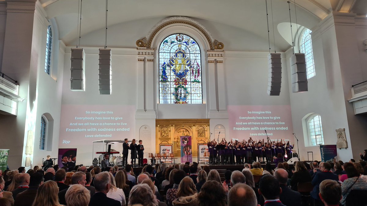 A huge thanks to @JustinWelby @BishopPaulB @JonathanHFrost @krishk @son1bun @miss_mcinerney and @CofE_EduLead for spreading such uplifting messages of hope. Feeling empowered and grateful! Plus an incredible performance by the kids choir!🙌 #CEFEL #Inspiration #Gratitude