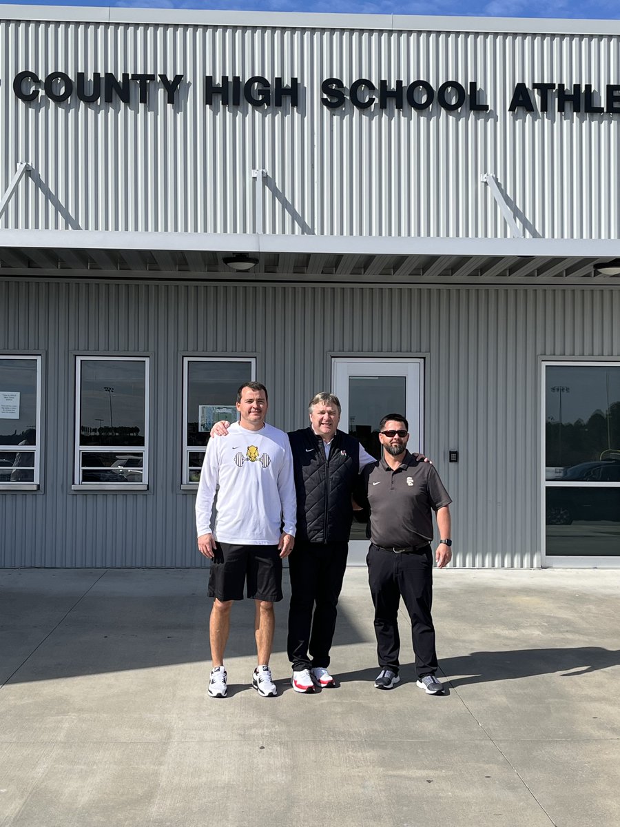Thank you to <a href="/GeorgiaFootball/">Georgia Football</a> Head Football Coach <a href="/KirbySmartUGA/">Coach Kirby Smart</a> for stopping by today to visit with the Packers!!!