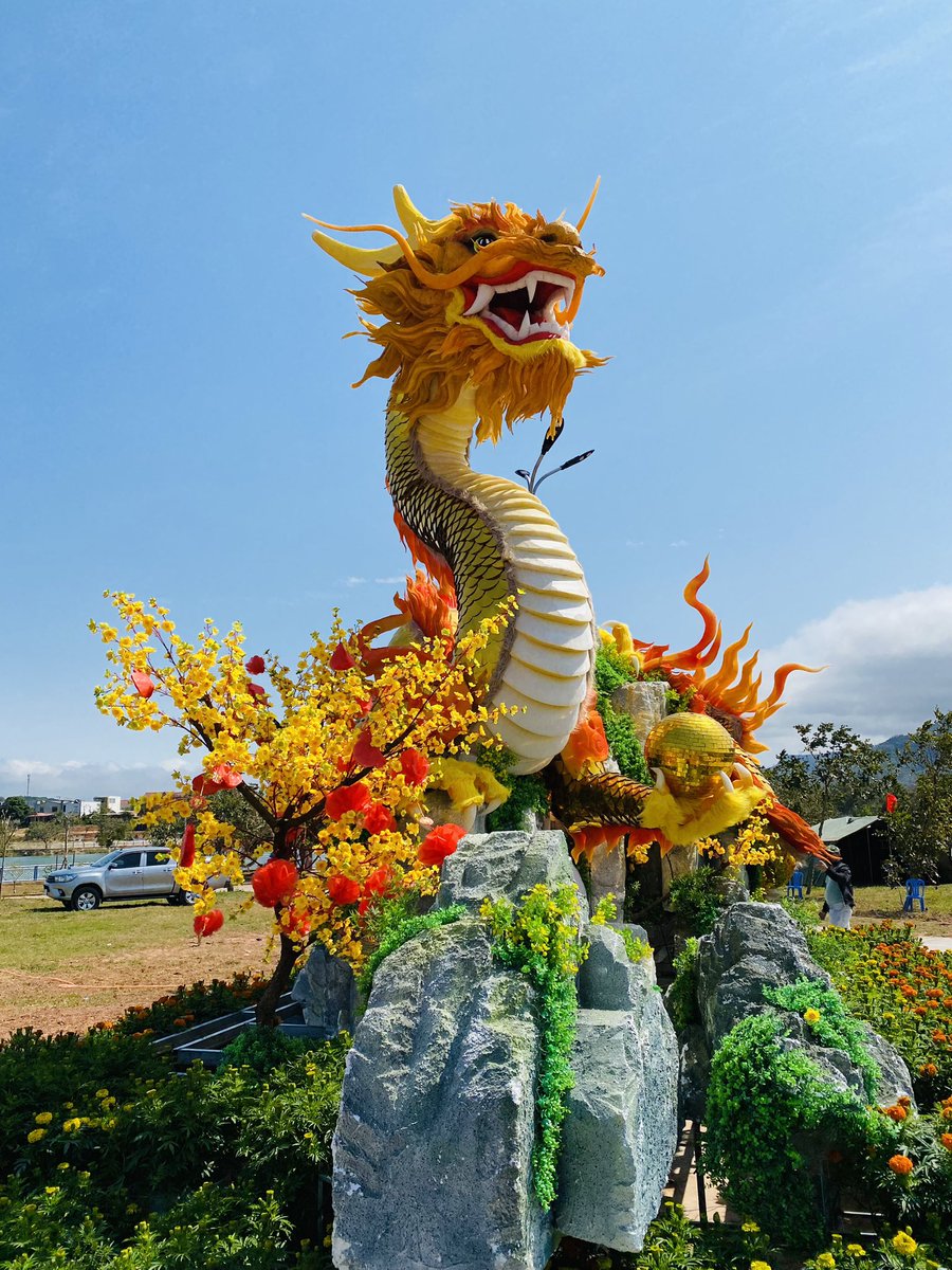 TNT11pro's tweet photo. Linh vật Rồng Lao Bảo 2024 https://t.co/aQCrYZxeqO