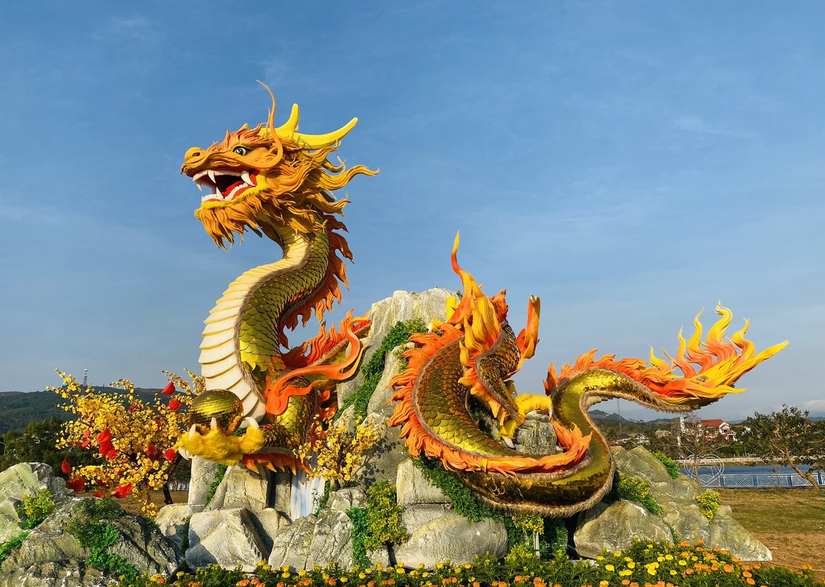 TNT11pro's tweet photo. Linh vật Rồng Lao Bảo 2024 https://t.co/aQCrYZxeqO