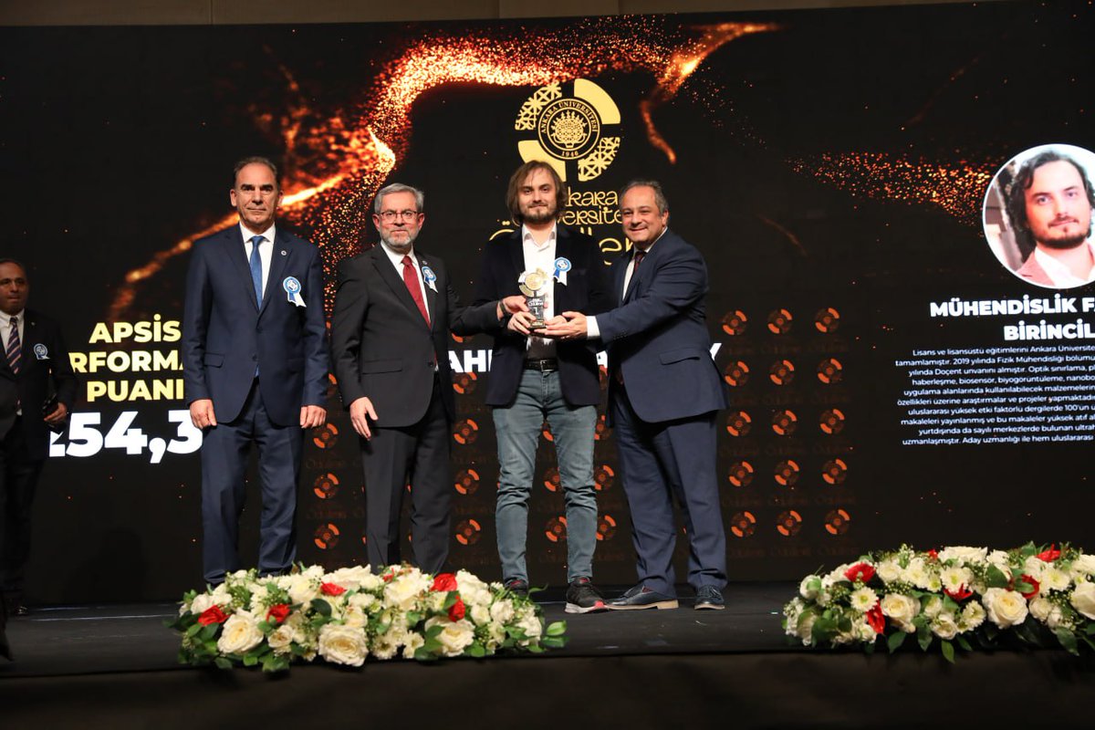 physeng_au's tweet photo. Üniversitemiz tarafından ilki gerçekleştirilen “Ankara Üniversitesi Ödülleri”  kapsamında Fizik Mühendisliği Bölümü öğretim üyelerinden Prof. Dr.  Ayhan ELMALI ve Doç. Dr. Ahmet KARATAY “Ankara Üniversitesi Ödülü”nü almaya hak kazanmıştır. https://t.co/vbqmhAtyZb