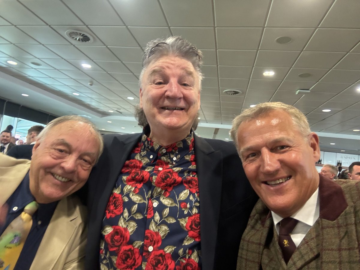 Richard Moon tweet media