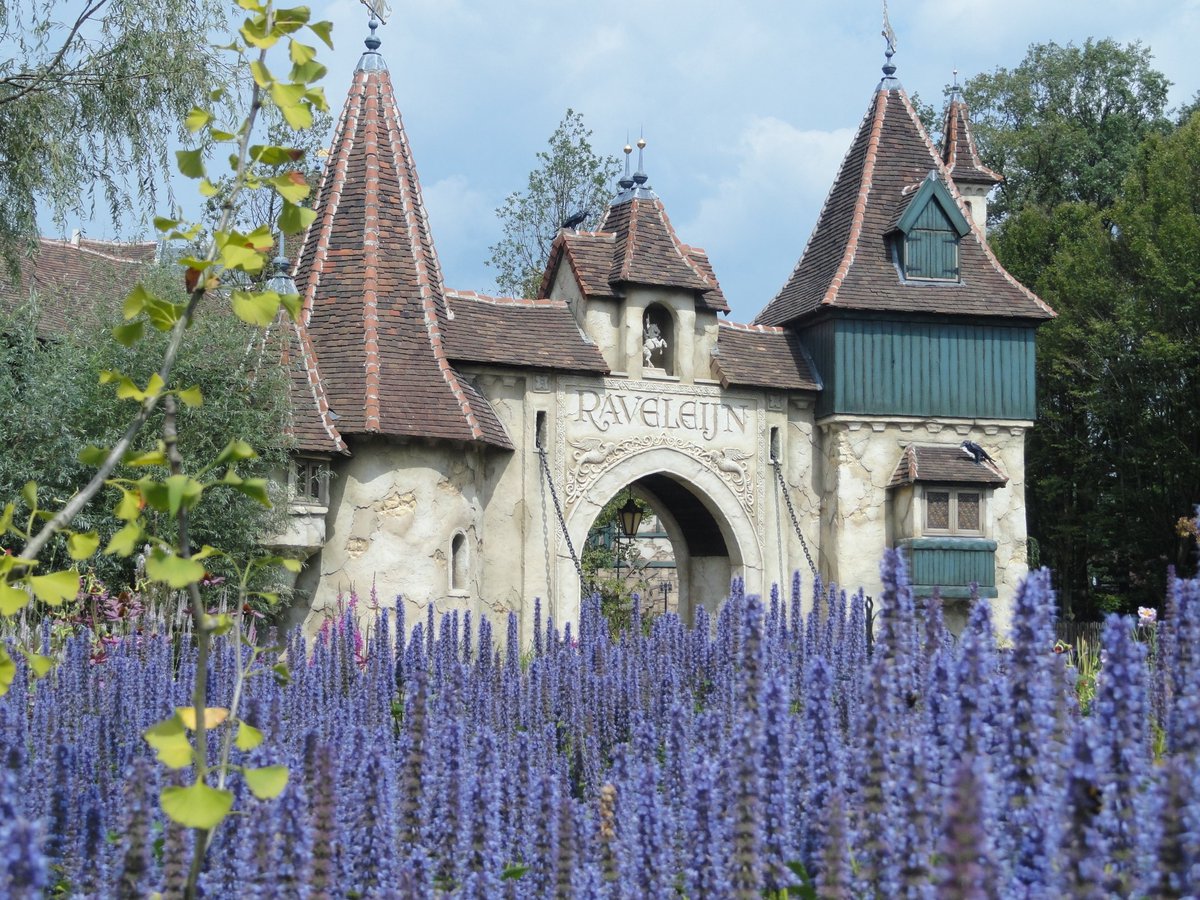 Villa Vokta en Raveleijn, augustus 2011.
#efteling