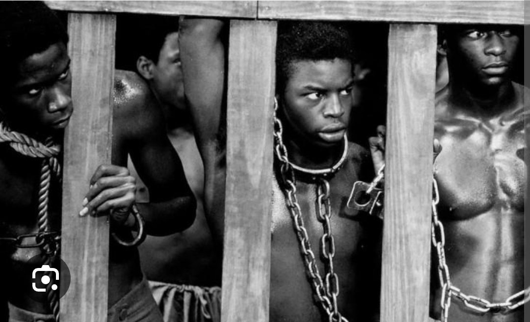 AmosAzowa's tweet photo. #Géospirituelle☝️
La #CEDEA_OTAN prépare l'invasion de l'AES.
#Prions.
L'heure est venue de mettre nos différences de coté pour défendre notre patrimoine:
L'#AFRIQ
👉LES AFRICAINS ST RESTÉS DANS LA DIVISION JUSQU'A CE QUE LES OCCIDENTAUX VIENNENT LES ENCHAÎNER POUR LES VENDRE. https://t.co/jmxSmQc4sr