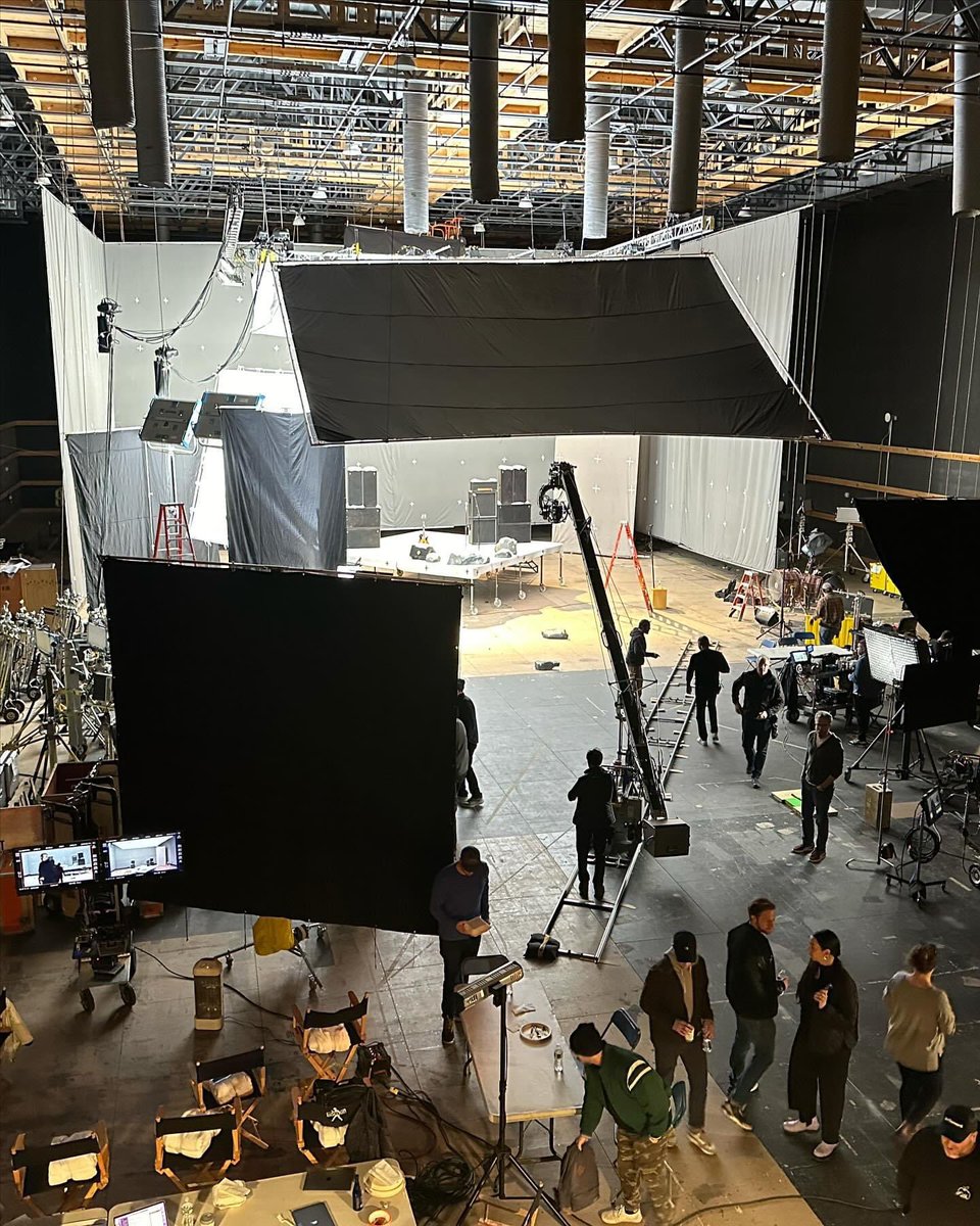 TremontiMichael's tweet photo. Meanwhile, on Paramount Mountain. Some BTS with @MarkTTremonti @ScottStapp & @Creed
#Need4Creed #Creed #ParamountPlus #SuperBowl2024 https://t.co/YK9SbZgafL