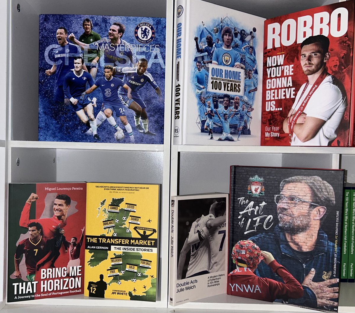 SoccerBooksLtd's tweet photo. *TOP PICKS*
This Weeks Top Picks!
Get your books here!👇⚽️
https://t.co/pgIzAWSGSn

@PitchPublishing @reach_sport @IanRidley1 @FDpublishing @DameJulieWelch @TheLiverpolitan @Miguel_LPereira @JimWhite @AlanGernon  #spurs #LFC #ChelseaFC #MCFC https://t.co/z89Q1KA8Dk