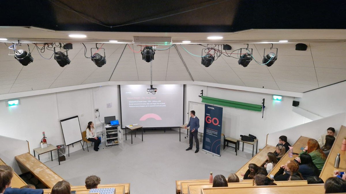 Gower's Luke Mapley and Robyn Bowyer-Smith kickstarted 2024 with another successful 'Good Financial Habits' presentation to The Sixth Form Centre.

Read the full story here:
gowerfinancialservices.com/news/article/2…

#savingsgoals #financialforecasting #guernsey