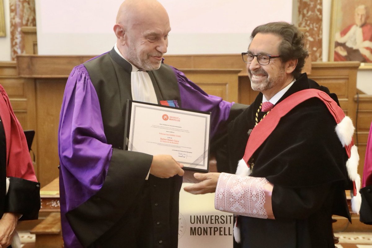 C’est un grand honneur de remettre le titre de Docteur honoris causa de l’UM à Joan Guárdia, Recteur de l’Université de Barcelone. Outre la reconnaissance de sa brillante carrière académique, c’est une façon de mettre en valeur les forts liens qui unissent nos deux universités.