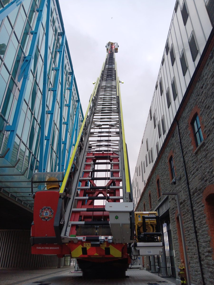 DubFireBrigade's tweet photo. No need for concern if you see us at the Exo Building

We are carrying out a training exercise with our 42m ladder https://t.co/vgBaKkdJZD