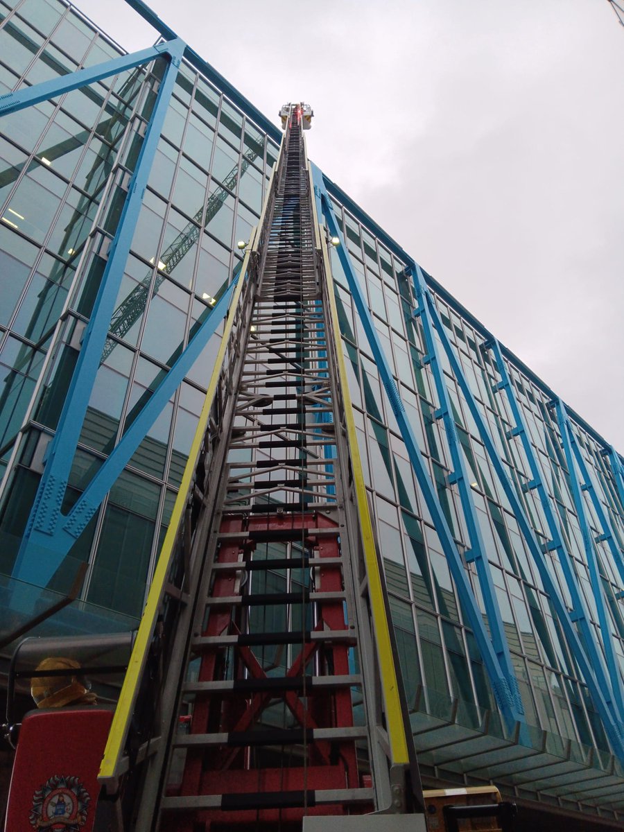 DubFireBrigade's tweet photo. No need for concern if you see us at the Exo Building

We are carrying out a training exercise with our 42m ladder https://t.co/vgBaKkdJZD