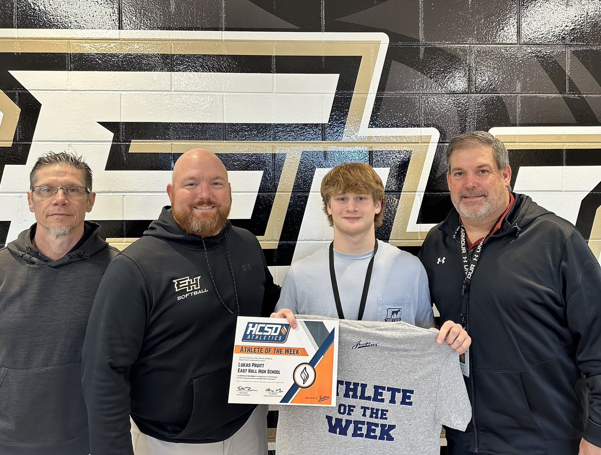 Congratulations to the Jostens HCSD Athlete of the Week, sophomore wrestler from EHHS, Lukas Pruitt. Lukas was undefeated last week and goes into the region tournament as the number 1 seed at 170lbs. Good luck and congratulations Lukas! #athleteoftheweek #hall_schools