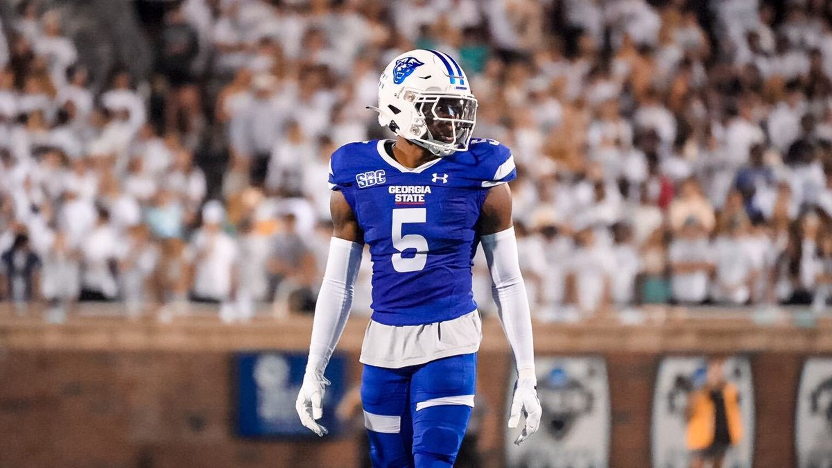 #GODFIRST IM EXTREMELY BLESSED TO RECEIVE AN OFFER FROM GEORGIA STATE UNIVERSITY 🔵⚪️
<a href="/GeorgiaStateFB/">GSU Football</a> @CC_BIGCOACH <a href="/CrispFB/">CrispFootball</a> <a href="/SlimpJason/">Jason slimp</a> <a href="/Rivals/">Rivals</a> <a href="/On3Recruits/">On3 Recruits</a> <a href="/RecruitGeorgia/">Recruit Georgia</a> <a href="/RustyMansell_/">Rusty Mansell</a> <a href="/247recruiting/">247Sports Recruiting</a> <a href="/TomLoy247/">Tom Loy</a>