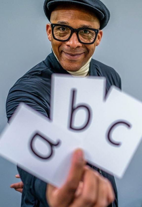 Read_Easy_NS's tweet photo. HELP FOR ADULTS WHO STRUGGLE TO READ.  FREE, ONE-TO-ONE COACHING SESSIONS.  

Do you know an adult in North Staffordshire who struggles to read?  We offer free, confidential, 1-1 reading coaching in locations close to home.  For more information mail us: nsadmin@readeasy.org.uk https://t.co/xyQwgESTrh