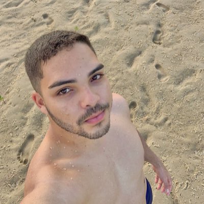 adrielhilton_'s tweet photo. #NovaFotoDePerfil https://t.co/V4EpaOsQrP