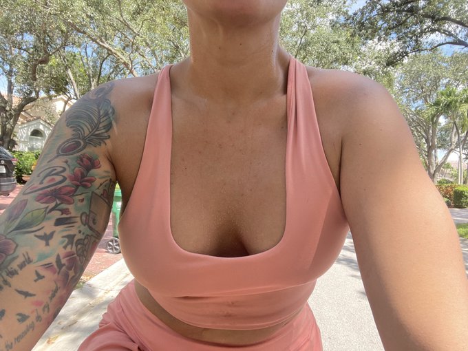 Bike rides make Fridays better 😜 https://t.co/gfN5LwicLU<a href="/tag/mvsales"class="tags"><span>#mvsales</span></a>