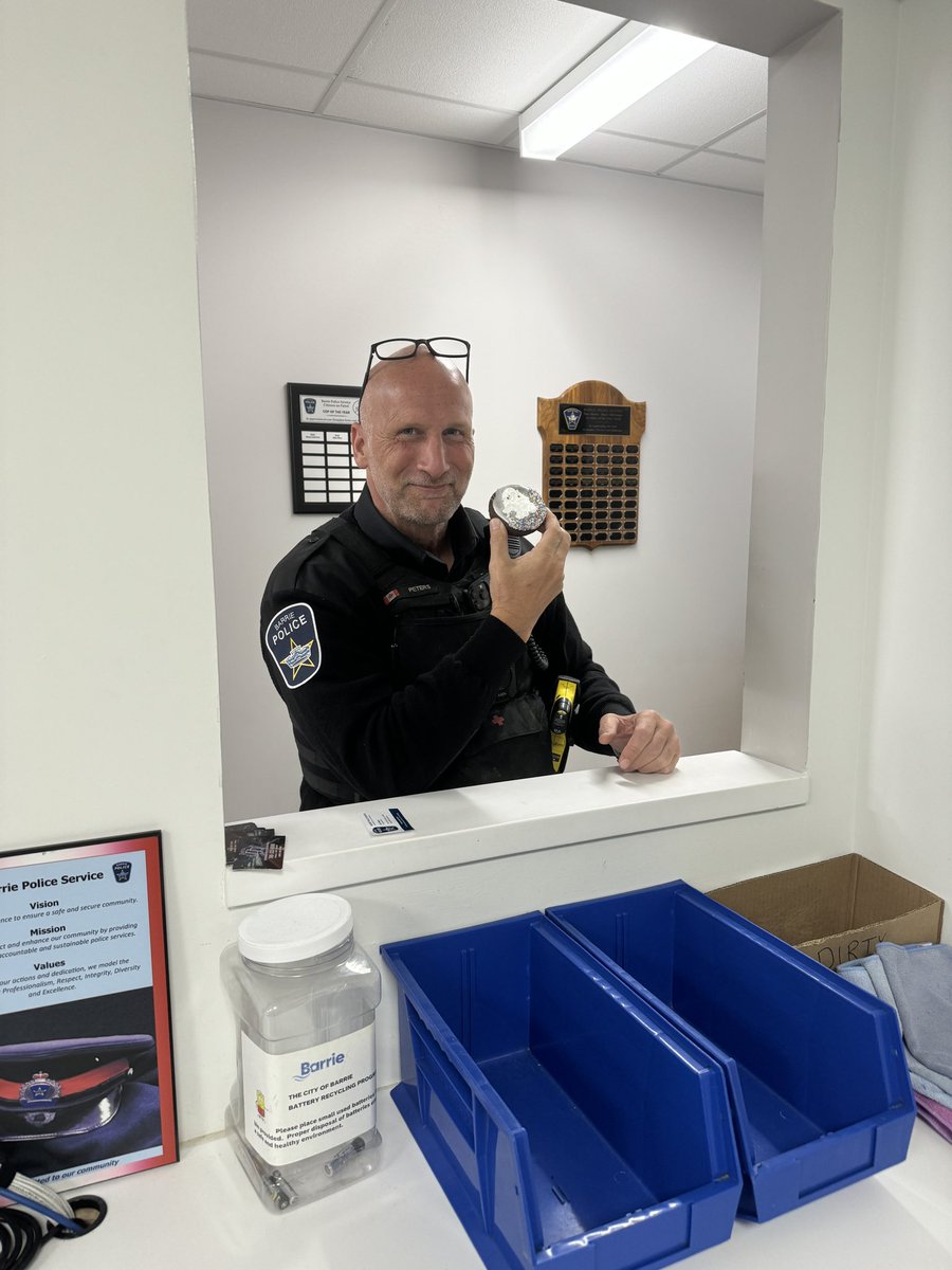 BarriePolice's tweet photo. A special delivery from #BarriePolice’s own Nick Cunningham. Nick is a valued member of the #BarriePolice team and an amazing @SOOntario and @SooBarrie athlete. Help support our athletes &amp; you can #ChooseToInclude at your nearest @TimHortons today, tomorrow &amp; Sunday! @BPSChiefRJ https://t.co/kgvF2UWjnf