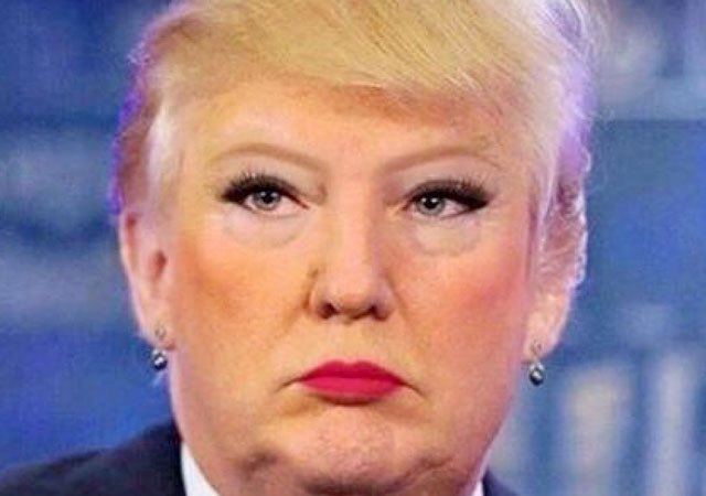 Solracc09's tweet photo. "Milei le quiere regalar el litio y las tierras, a sus amigos yankee como Elon Muss, y Donald Trans"

JAJAJAJA https://t.co/8Isk4uKBME