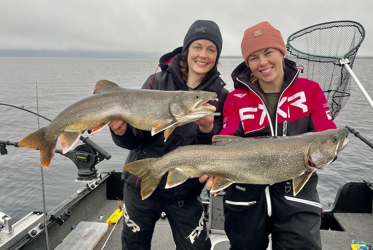 OODMag's tweet image. Congratulations to #PhotoFriday winner Amy McPherson of Napanee, who spent her Christmas holidays on Lake Ontario with her best friend Shannon and Shannon’s husband Cody. He got them on tons of lakers, including this double header. 1/2 

oodmag.com/submit-your-ph…