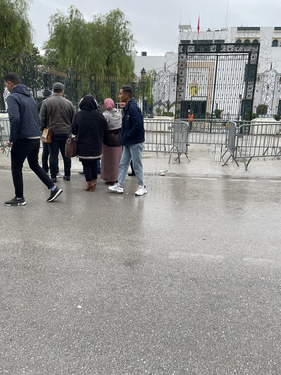 humetna's tweet photo. قامت جمعية حومتنا بزيارة لمجلس نواب الشعب في اطار مشروعها"شباب فاعل" حيث عرضت الورقة السياسية لجهة تستور على ثلة من النواب في اطار البحث عن المناصرة و الدغم للقضايا التنموية الحارقة في الجهات الداخلية و المهمشة. https://t.co/o9YTa2mhfP