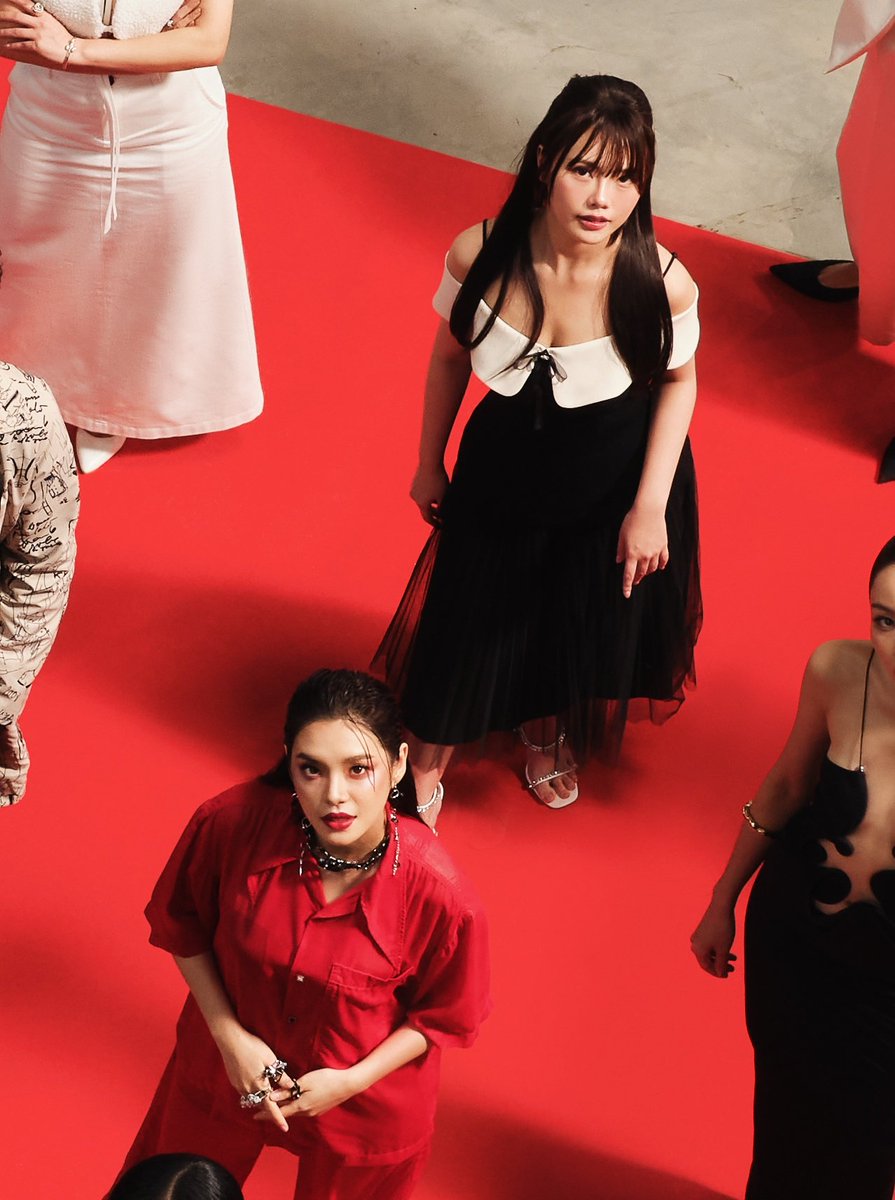 CherSicinfinity's tweet photo. โคตรภูมิใจเลยยยย
เด็กๆเก่งมากกกก
#เฌอสิค
#NetflixTH #ทีไทยทีมันส์ #NextOnNetflixThailand 
#CherprangAreekul #miusic https://t.co/I306jq4JCR