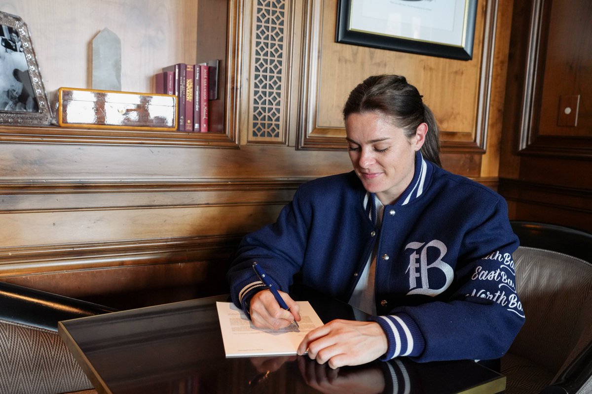 wearebayfc's tweet image. 🎶 She’s crossing the pond 🎶
🎶 She’s crossing the po-nd 🎶
🎶 @jbeattie91, she’s crossing the pond! 🎶

#BayFC #WeCameToPlay #BLegendary