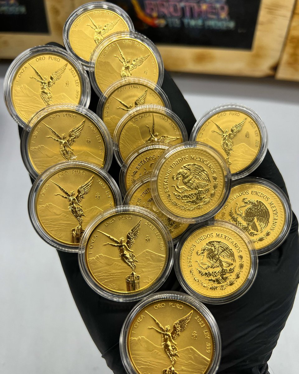 BullionBrother's tweet photo. ๐ฒ๐ฝ๐ฒ๐ฝ๐ฏ๐ฏ IYKYK do you know ?
#gold #oro #mexicangold #mexico #pesos #fiftypesos #centenario #azteca #hidalgo #dospesos #goldcoinsofmexico #goldset #goldbullions #bullion #coins https://t.co/53DY1M5hPB