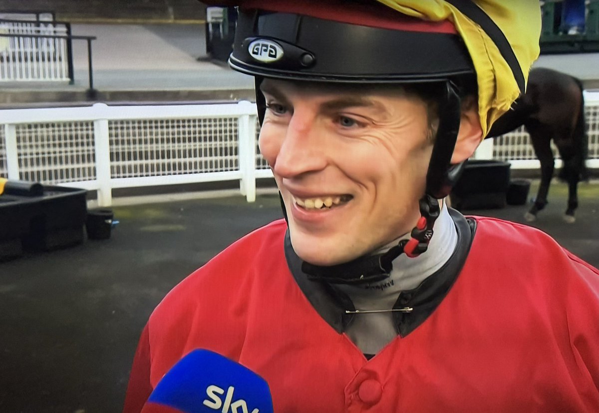 Congrats @amajox @patmillman WINS @BetUKOfficial @NewcastleRaces for #TomTate #BrunelloBreeze #8ran 🍑 #lasttofirst #SmoothVictory #topride #topjock Well done Pat! 🌟
