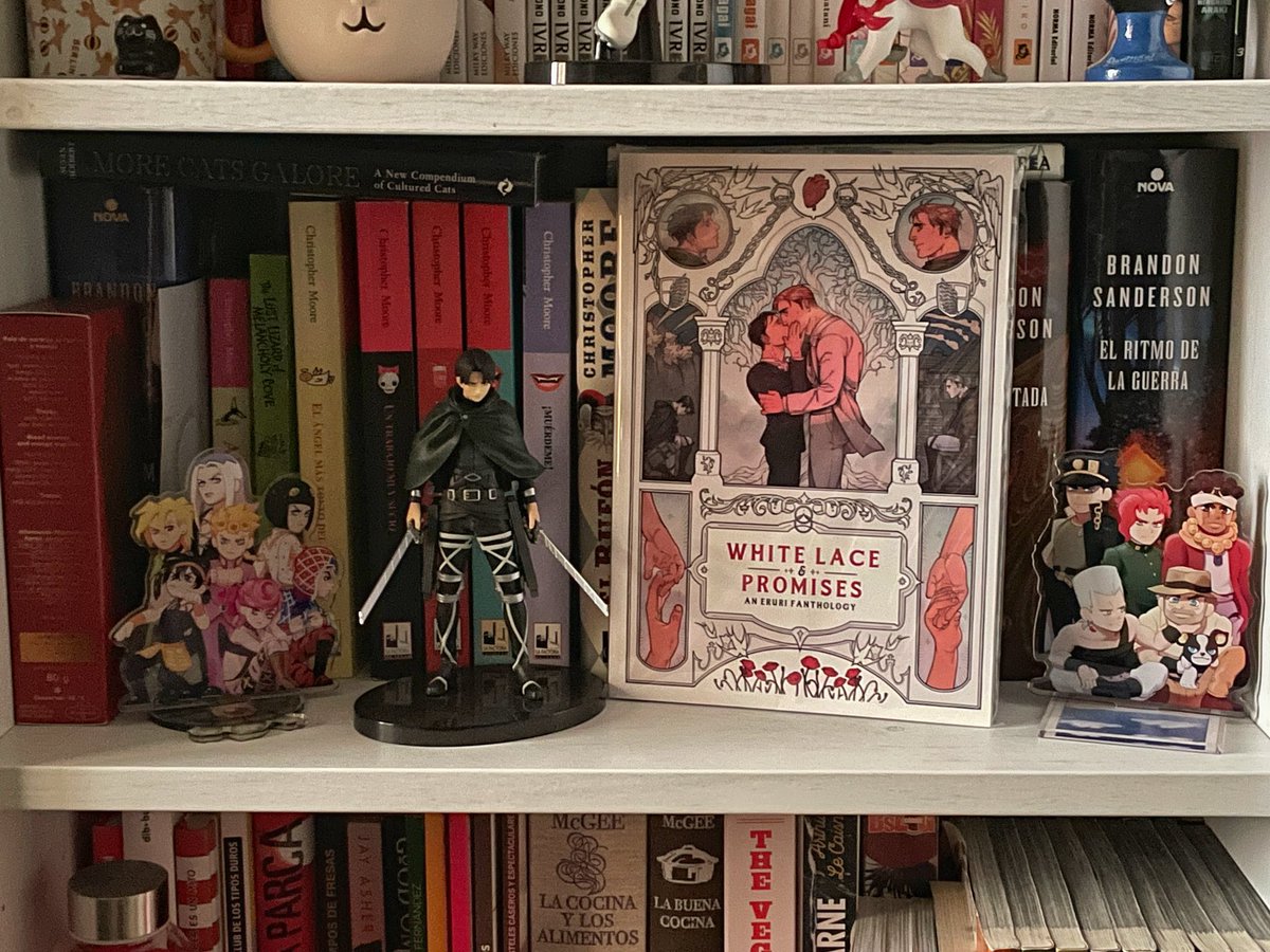 Nyande_chan's tweet photo. MY @eruri_wedding ARRIVED. I’m out of words, it is so beautiful. And oh my, even the paper wrapping the prints, THE DETAILS I’m 😭🩷😭🩷😭 It is now my most precious possession.

Thank you thank you thank you to all the talented people who made this possible 🙏🙏🙏 https://t.co/eRprazjAZb