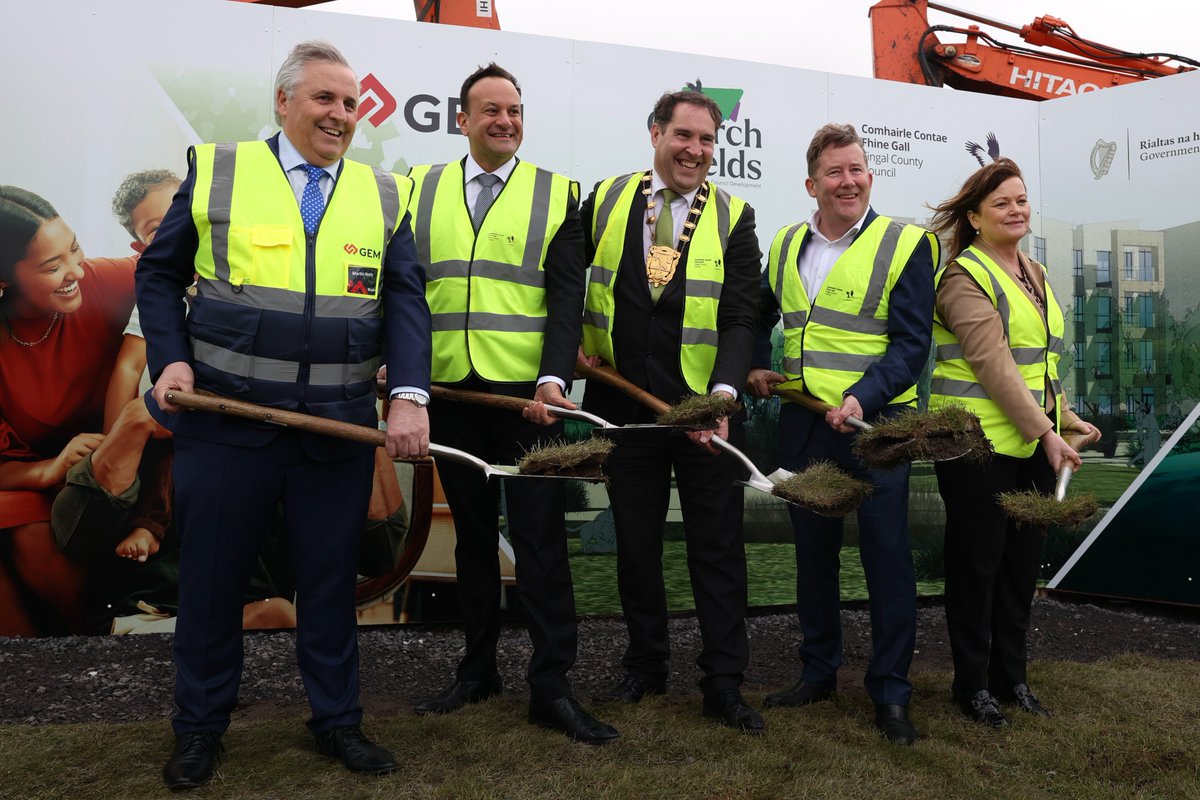 Minister for Housing <a href="/DarraghOBrienTD/">Darragh O'Brien</a> joined Taoiseach <a href="/LeoVaradkar/">Leo Varadkar</a> at turning of the first sod on development of:     

🏡300 affordable, cost rental &amp; social homes 
🏞17-acre park   
🤼playground 

at Churchfields, Mulhuddart <a href="/Fingalcoco/">Fingal County Council</a> 

#HousingForAll