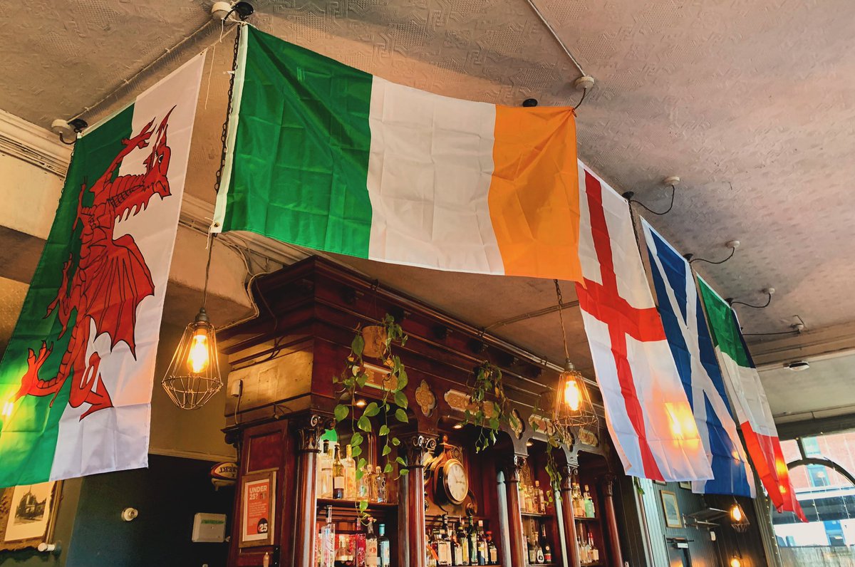 themasonsnw10's tweet photo. 6 NATIONS🏉

🇮🇪🏴󠁧󠁢󠁥󠁮󠁧󠁿🏴󠁧󠁢󠁳󠁣󠁴󠁿🏴󠁧󠁢󠁷󠁬󠁳󠁿🇫🇷🇮🇹

Starting tonight and showing all games!! 

Book now for the best seats!

#rugby #6nations #6nations2024 #france #england🇬🇧 #wales #scotland #ireland🍀 #italy🇮🇹 #guinness #beer #sport https://t.co/sD4IuADZWE