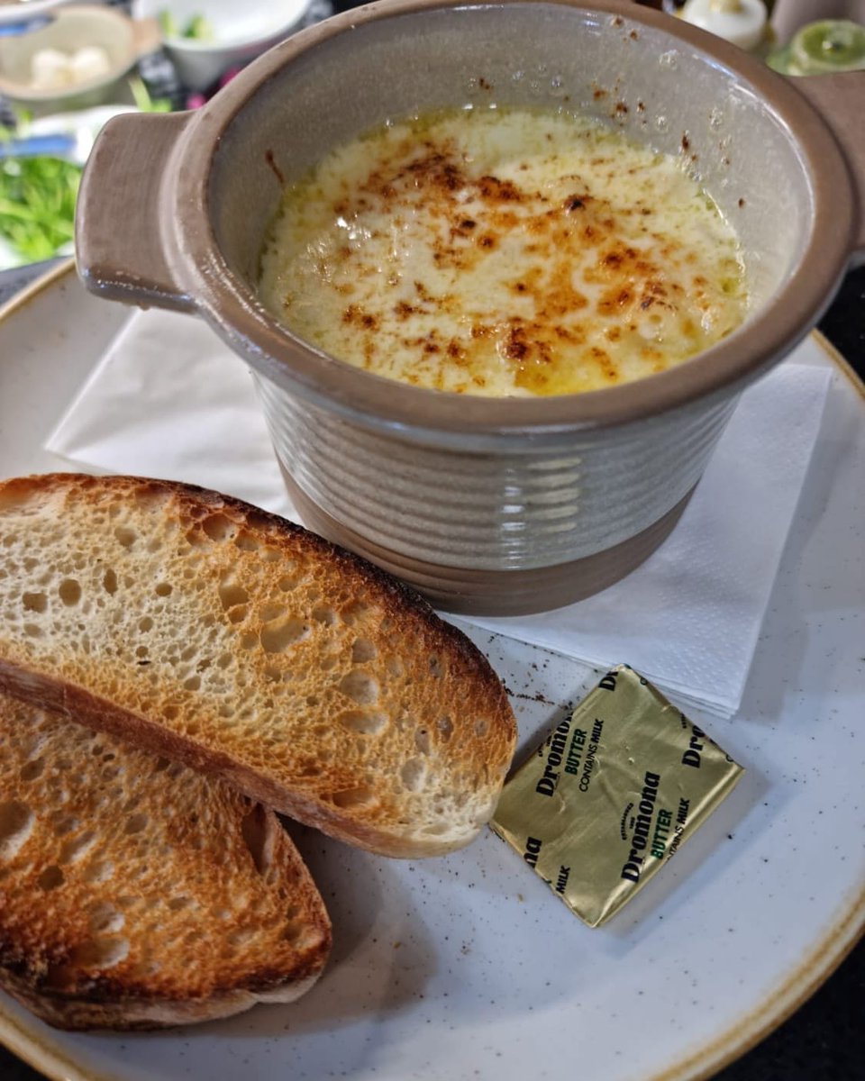 New menu started in the deli and our Junior menu is also for anyone with a smaller appetite! No age limit. Our fav might be the macaroni cheese bowl with toasted ciabatta @ £5.50. Helps eliminate #foodwaste too #foodmadegood 🌏
