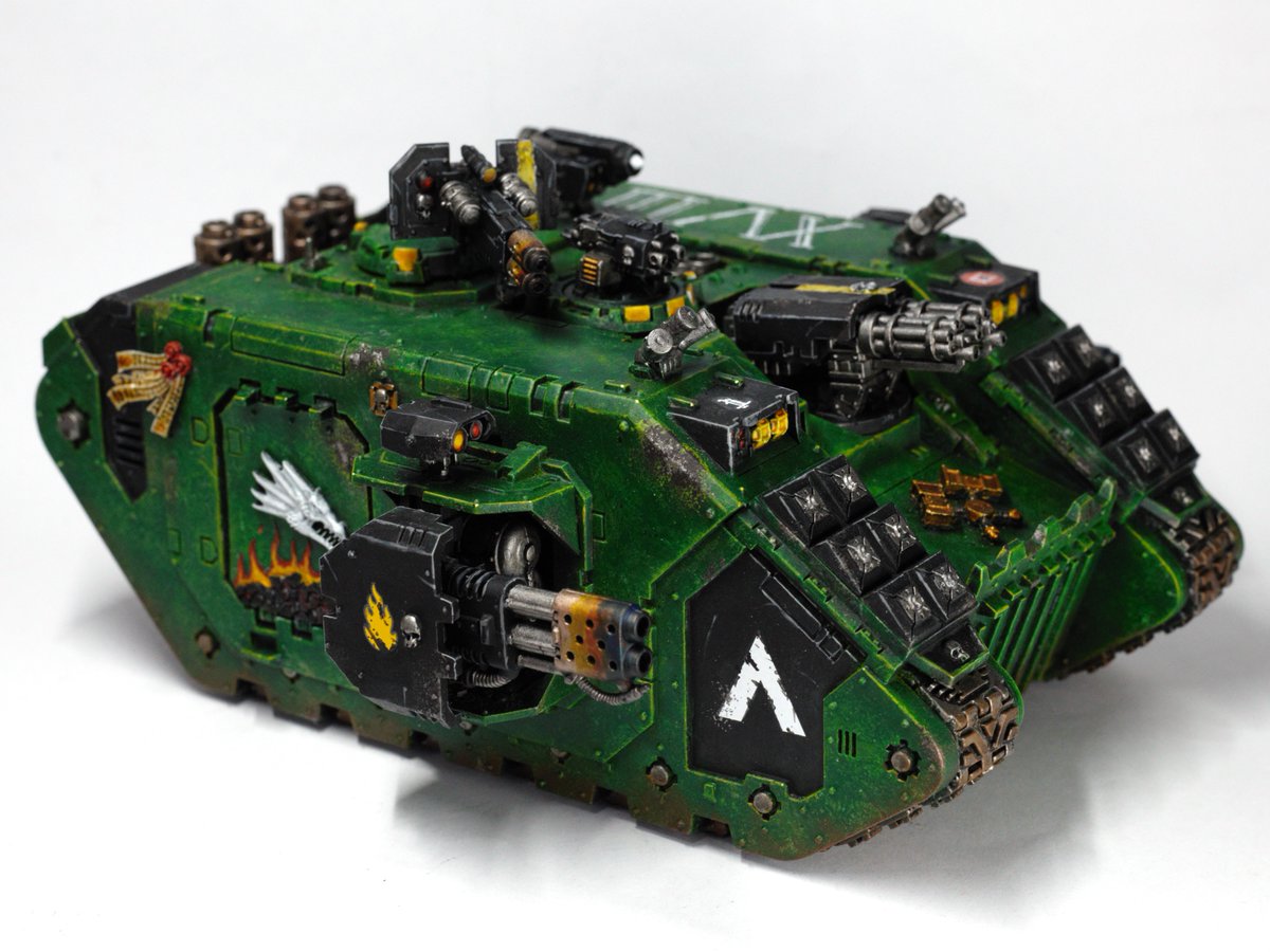 Into the fires of battle, unto the anvil of war! #PaintingWarhammer #warhammer40k  #gamesworkshop  #warhammercommunity #warcom #painting40k #40k #warhammer40000 #warhammerofficial #spacemarines #adeptusastartes #salamanders #salamanders40k #landraider #landraiderredeemer