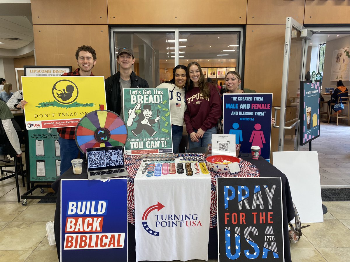 bjmcbay's tweet photo. Lives are changed one conversation at a time! 💯 In a world full of chaos, focus on the people and problems you can directly help. Quit worrying all the time and just go be a difference maker! These @tpusastudents get it! 🇺🇸 https://t.co/jldfzYqO7P