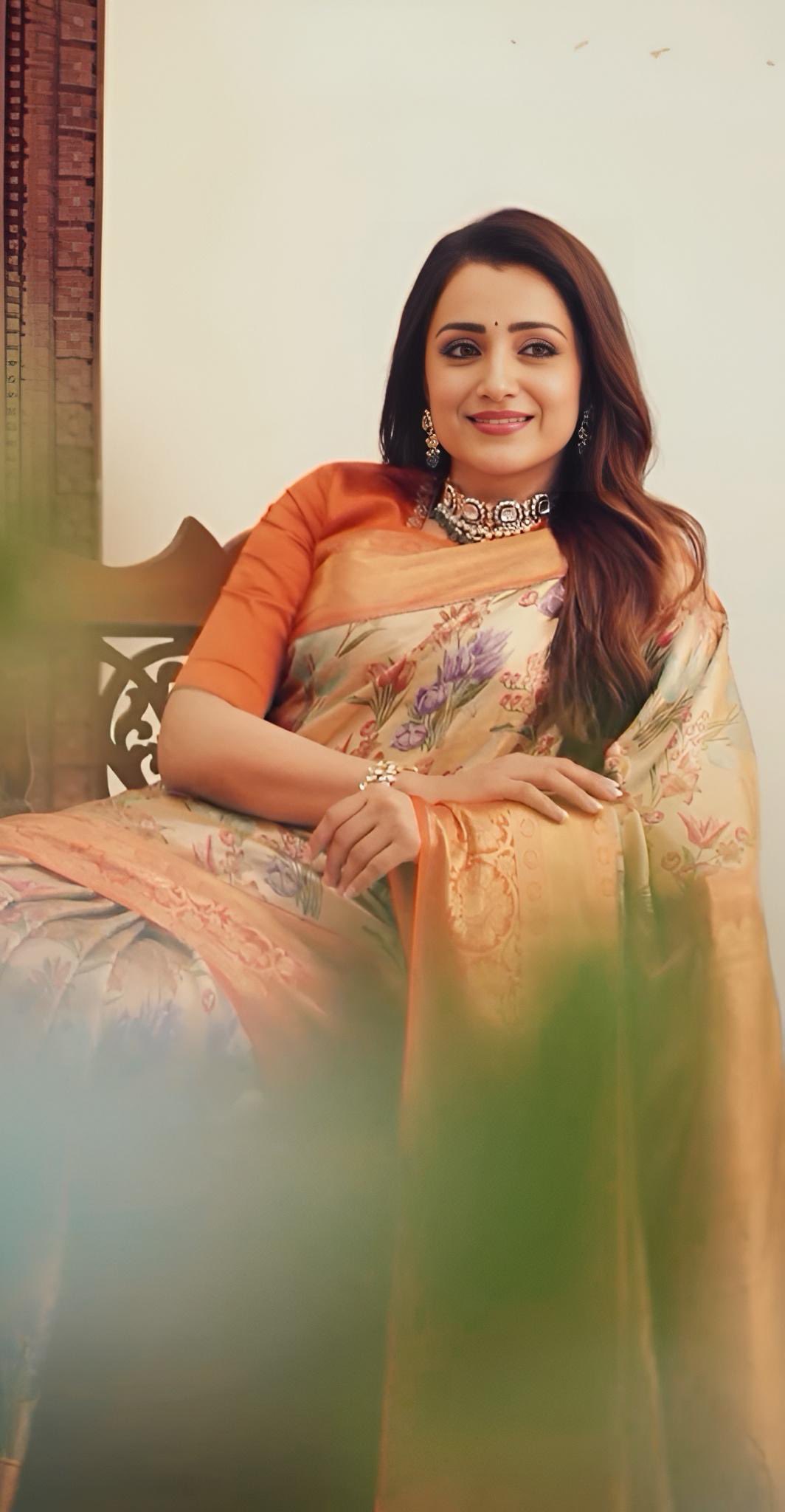 GFWSu3TWwAA1EMv?format=jpg&name=large